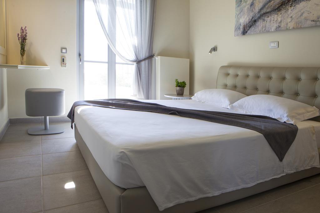 סבורונטה Villa Lefteris מראה חיצוני תמונה